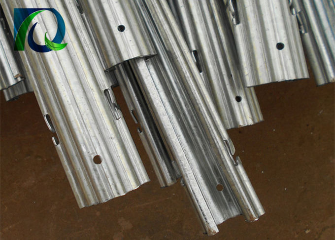 El enrejado del viñedo del metal el C fija la fácil instalación galvanizada caliente 275G/M2